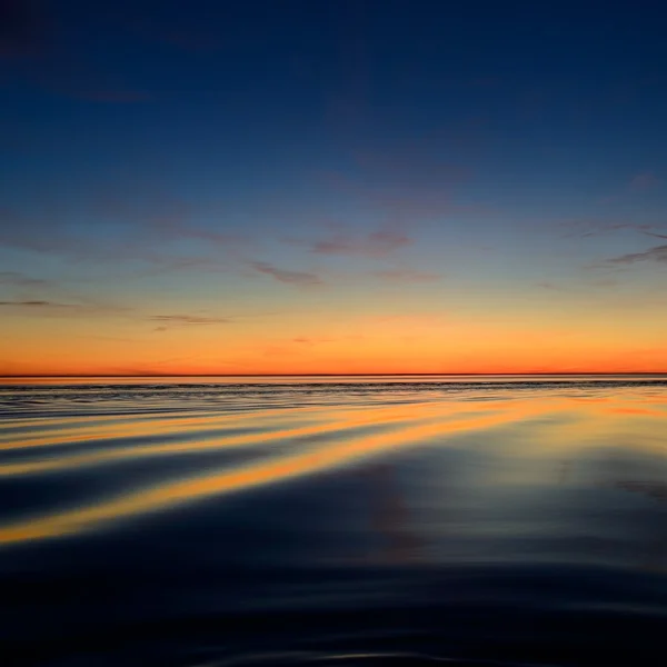 Otevřené Baltského moře na západ slunce — Stock fotografie