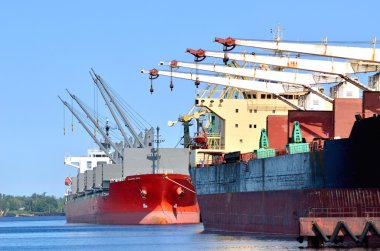 Kargo kargo terminal yük gemileri