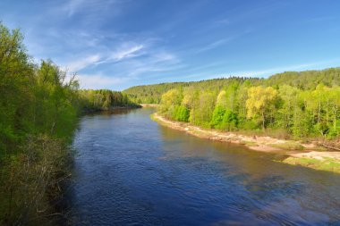 bahar sabahı sigulda, lativa, gauja Nehri