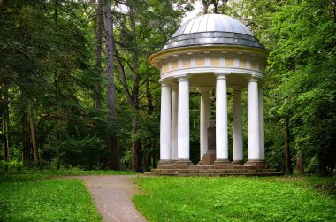 eski yazlık evinde tukums, Letonya