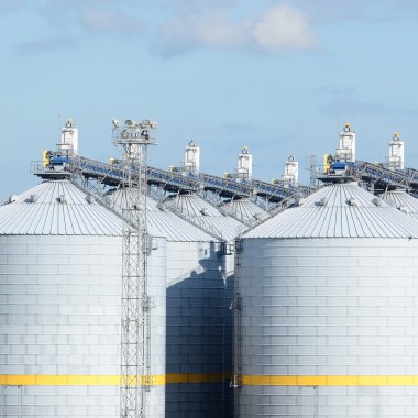 Mısır gevreği Asansör tank ventspils bağlantı noktasında