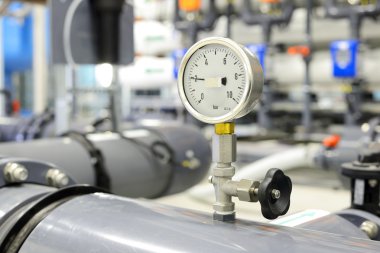 kazan dairesi içinde endüstriyel barometre