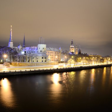 gece kış sahne Riga, Letonya