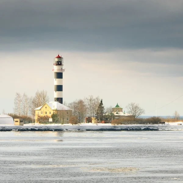 Faro di Riga in luce drammatica — Foto Stock