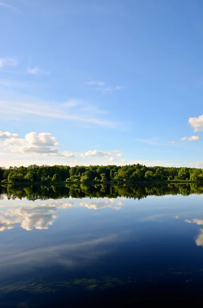 Daugava river with reflection — Stock Photo, Image