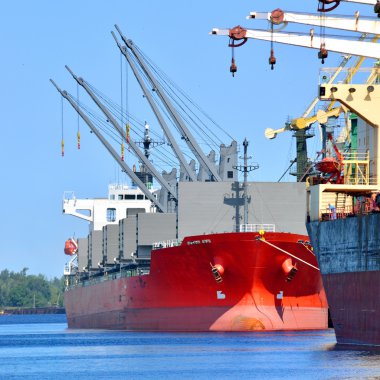 Kargo kargo terminal yük gemileri