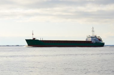 Kargo gemisi yelkenli