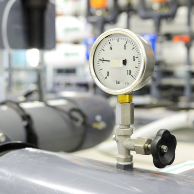 kazan dairesi içinde endüstriyel barometre