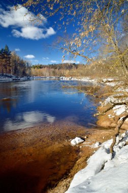 gauja Nehri vadisinde kış manzarası. Sigulda, Letonya