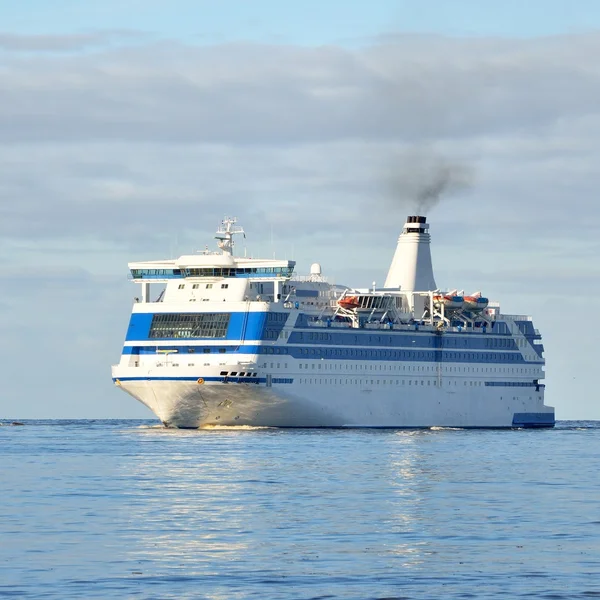 Cruise ferry ship — Stock Photo, Image