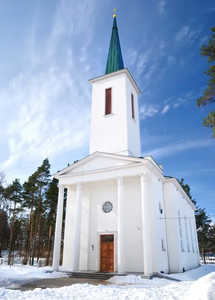 Old luthetan church in Ikshkile, Latvia — Stock Photo, Image