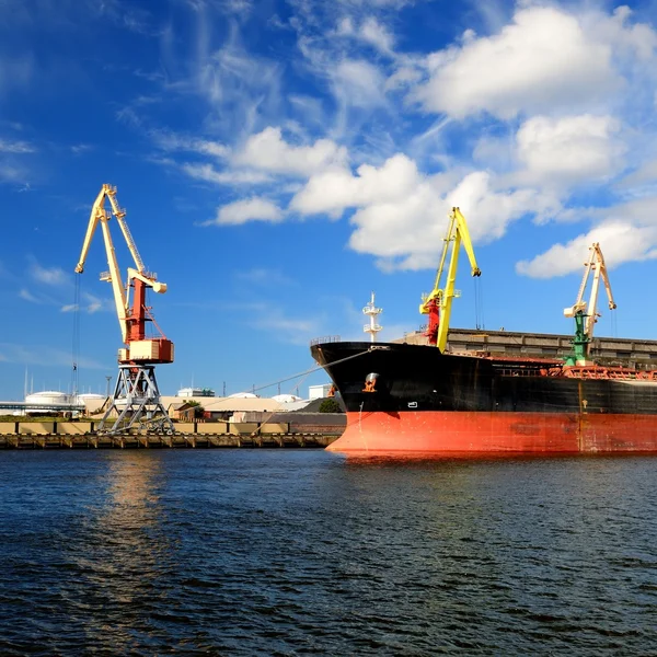Puerto de carga. Ventspils terminal, Letonia — Foto de Stock