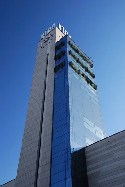 Rigas centralstation clock tower — Stockfoto