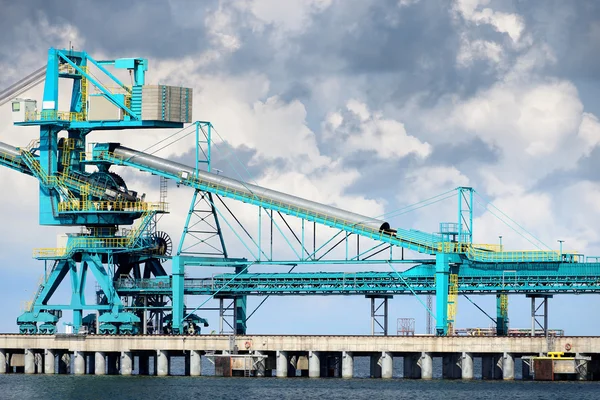 Fuel terminal industrial buildings in cargo port of Ventspils — Stock Photo, Image