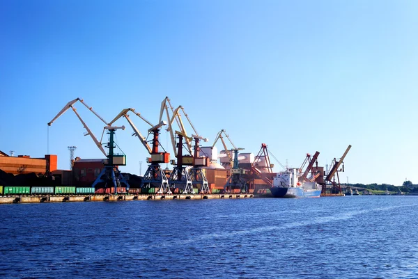 Cargo terminal of Ventspils, Larvia. Wide view — Stock Photo, Image