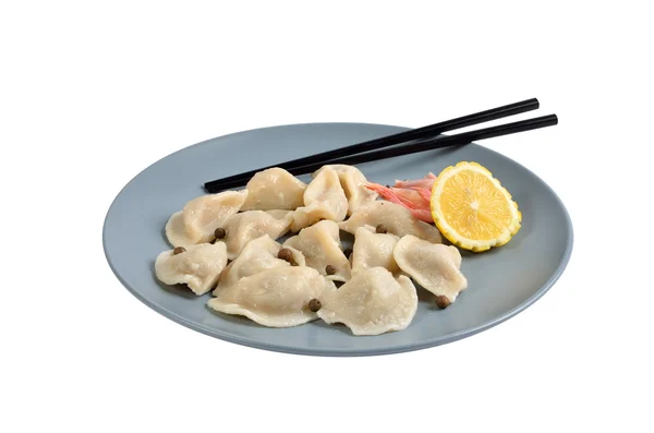 Chinesische Knödel auf dem Teller — Stockfoto