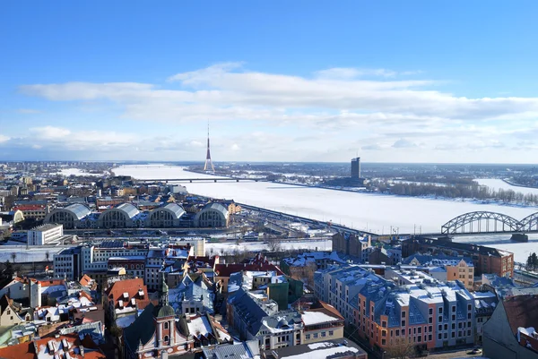 Vista reale sulla città di Riga, Lettonia — Foto Stock