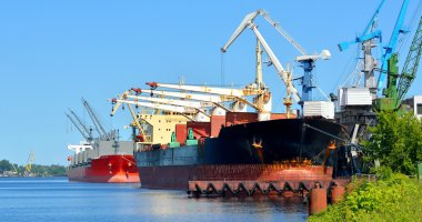 Kargo kargo terminal yük gemileri