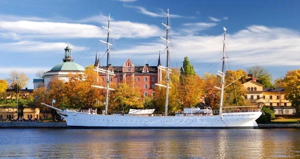Old white sailship in harbor of Stockholm, Sweden — Stock Photo, Image
