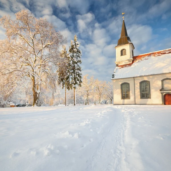 Church   in beautiful winter day — Stock Photo, Image