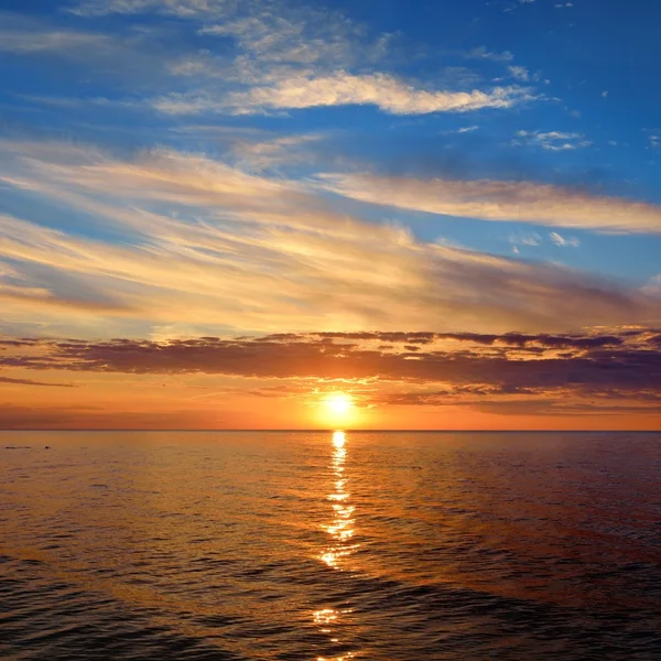 Baltische Zee openen bij de zonsondergang — Stockfoto