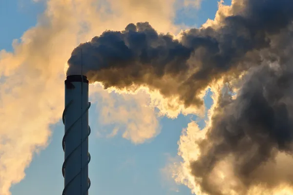 Factory pipe  with smoke — Stock Photo, Image