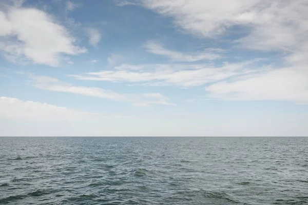 Балтийское Море Драматическими Облаками После Грозы Голубое Небо Воздушный Вид — стоковое фото