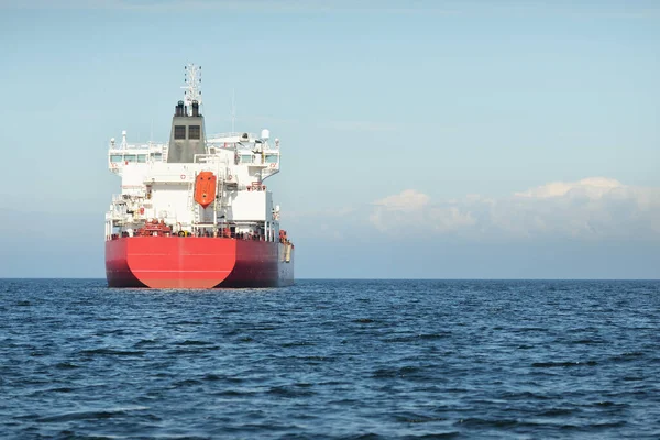 Groot Rood Vrachtschip Olie Chemische Tanker 184 Meter Lengte Varen — Stockfoto