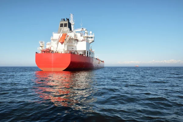 Groot Rood Vrachtschip Olie Chemische Tanker 184 Meter Lengte Varen — Stockfoto