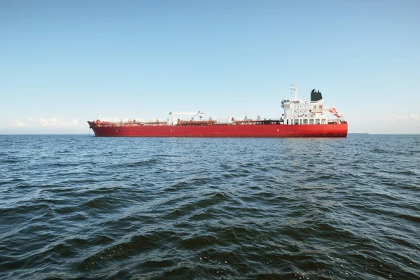 Groot Rood Vrachtschip Olie Chemische Tanker 184 Meter Lengte Varen — Stockfoto