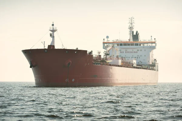 Large Red Cargo Ship Oil Chemical Tanker 184 Meters Length — Stock Photo, Image