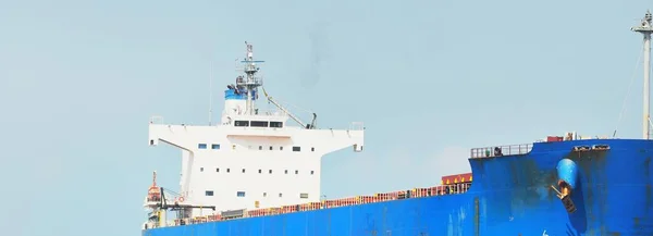 Large Blue Bulk Carrier Ship Sailing Baltic Sea Riga Port — Stock Photo, Image