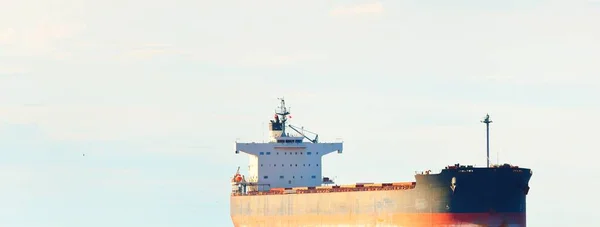 Grote Bulkcarrier Vrachtschip Die Vanuit Europoort Volle Zee Vaart Heldere — Stockfoto