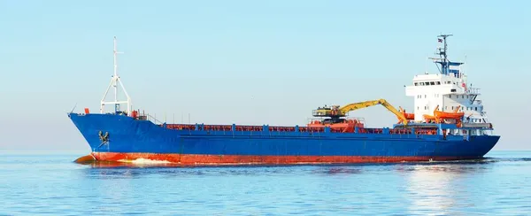 Grande Graneleiro Azul Navio Navegando Mar Báltico Para Porto Riga — Fotografia de Stock