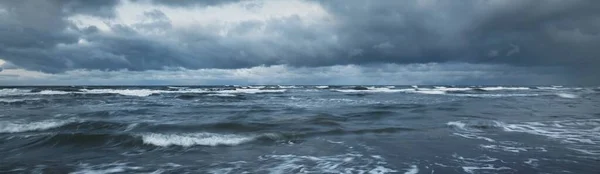 Storm Clouds Baltic Sea Winter Long Exposure Dramatic Sunset Sky — Stock Photo, Image