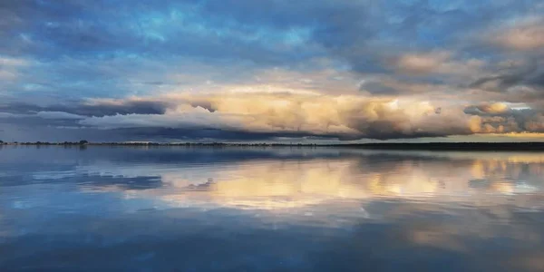 Фінська Затока Заході Сонця Півострів Ханко Драматичне Небо Яскравими Барвистими — стокове фото