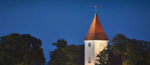 Illuminated Cityscape Night Church Tower Spire Close Old Town Talsi — Stock Photo, Image