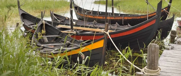 Houten Zeilboten Afgemeerd Aan Een Pier Birka Atmosferisch Landschap Reisbestemmingen — Stockfoto