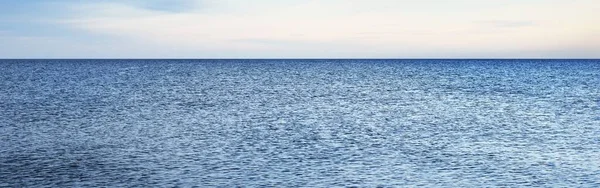 Балтийское Море Красочным Небом Заката Потрясающая Морская Накидка Золотой Закат — стоковое фото