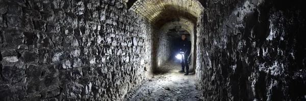 Abandoned Dungeons Dark Atmospheric Landscape Urban Exploration Urbex Digger Teenagers — Stock Photo, Image