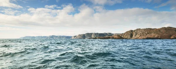 Uma Vista Mar Norte Partir Barco Vela Céu Azul Claro — Fotografia de Stock