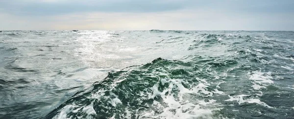 Gloeiende Wolken Boven Open Oostzee Voor Het Onweer Zweden Dramatische — Stockfoto