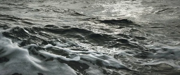 Ostsee Während Des Sturms Wellen Wasser Plätschert Epische Meereslandschaft Ein — Stockfoto