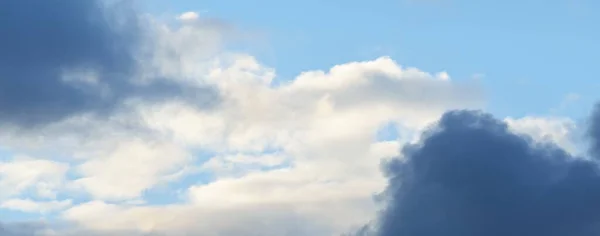 Декоративні Хмари Драматичне Небо Епічний Шторм Хмарний Пейзаж Яке Сонячне — стокове фото