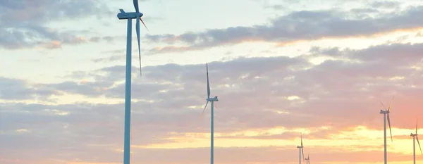 Generátory Větrných Turbín Západ Slunce Saské Švýcarsko Hory Německo Ekologie — Stock fotografie
