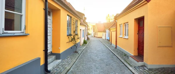 Пустая Улица Традиционные Современные Дома Швеция Архитектура Концепции Дизайна Панорамный — стоковое фото