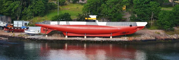 Submarino Finlandés Rojo Vesikko Cerca Fortaleza Suomenlinna Primer Plano Destinos —  Fotos de Stock