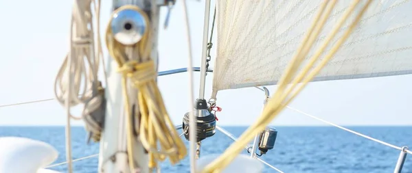 Weiße Jacht Auf Offener See Einem Klaren Tag Blick Vom — Stockfoto