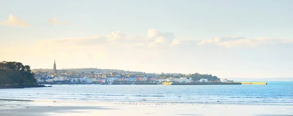 Paisaje Urbano Panorámico Una Vista Desde Costa Bahía Douarnenez Cielo —  Fotos de Stock