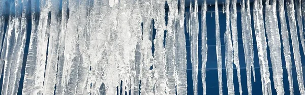 Large Icicles Close Winter Seasons Climate Change Global Warming Ecology — Stock Photo, Image